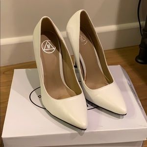 Missguided Shoes - White heels Missguided Shoes - White heels